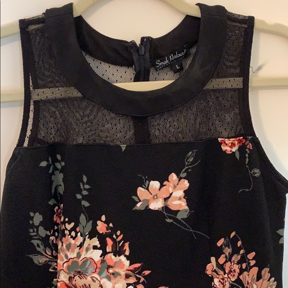 ModCloth Floral Dress with Lace Detail & Pockets - Picture 2 of 6